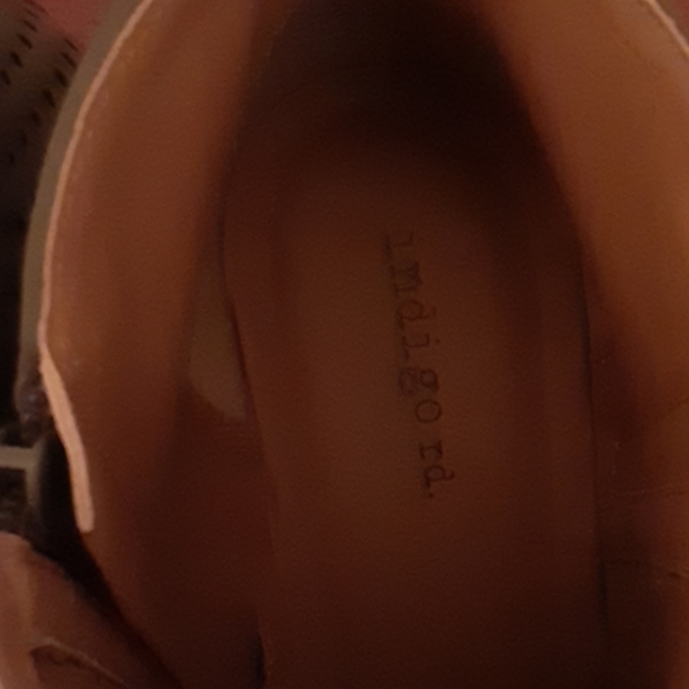 Shoes - Picture 8 of 8